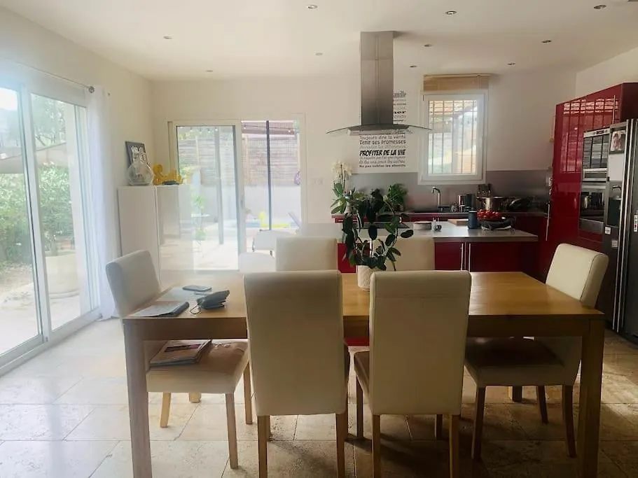 Belle Villa Recente De 120 M2 Avec Piscine Villeneuve-lès-Avignon