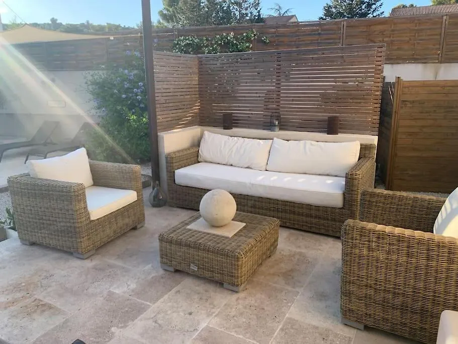 Belle Villa Recente De 120 M2 Avec Piscine Villeneuve-les-Avignon